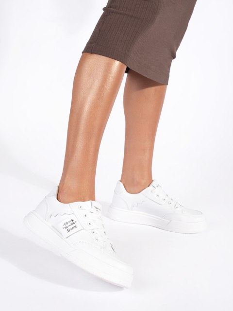Białe sneakersy na platformie - 40 Białe sneakersy na platformie - 40