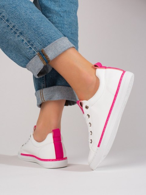 Białe klasyczne damskie buty sportowe - 38 Białe klasyczne damskie buty sportowe - 38