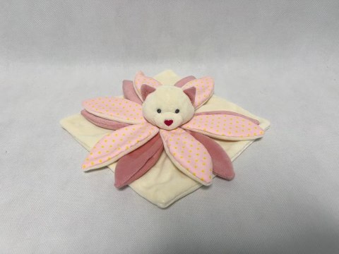 AXIOM 9426 Miluś Miś różowy z serduszkowym noskiem 25x25 cm AXIOM 9426 Miluś Miś różowy z serduszkowym noskiem 25x25 cm