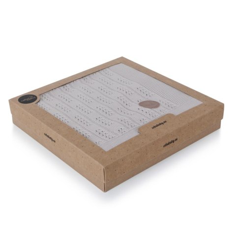CEBA 812-109-260 Kocyk dziany 90x90 w opakowaniu prezentowym Jodełka szary* CEBA 812-109-260 Kocyk dziany 90x90 w opakowaniu prezentowym Jodełka szary*