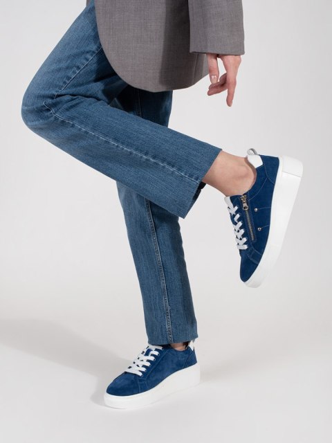 Niebieskie sneakersy na grubej podeszwie - 41 Niebieskie sneakersy na grubej podeszwie - 41