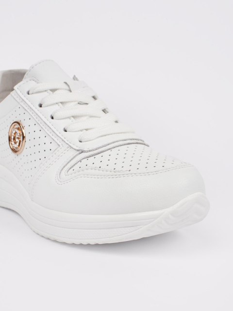 Białe sneakersy ze skóry naturalnej - 40 Białe sneakersy ze skóry naturalnej - 40