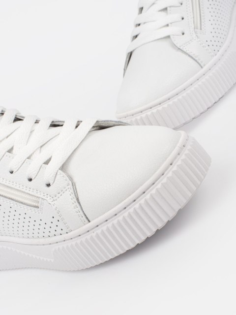 Białe sneakersy na platformie ze skóry naturalnej - 36 Białe sneakersy na platformie ze skóry naturalnej - 36