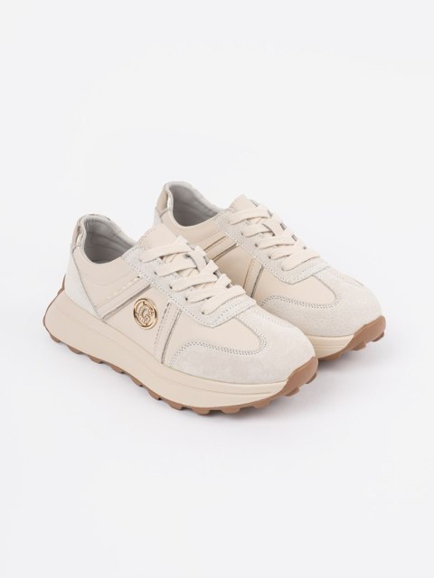 Beżowe sneakersy skórzane na grubej podeszwie - 36 Beżowe sneakersy skórzane na grubej podeszwie - 36