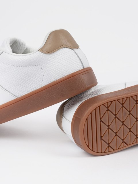 Zamszowe białe sneakersy Sergio Leone - 40 Zamszowe białe sneakersy Sergio Leone - 40