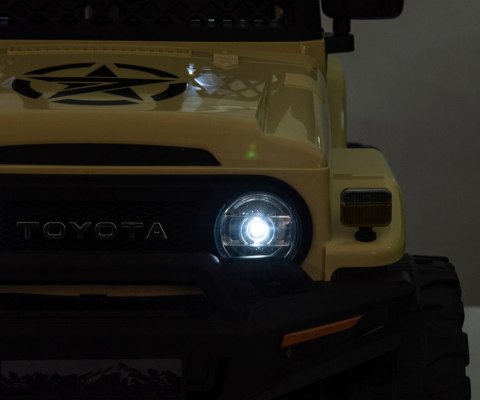 MILLY MALLY 5731 Pojazd na akumulator Toyota FJ Cruiser Khaki