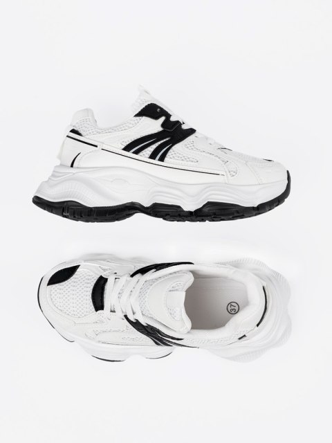 Sneakersy na grubej podeszwie białe - 40 Sneakersy na grubej podeszwie białe - 40