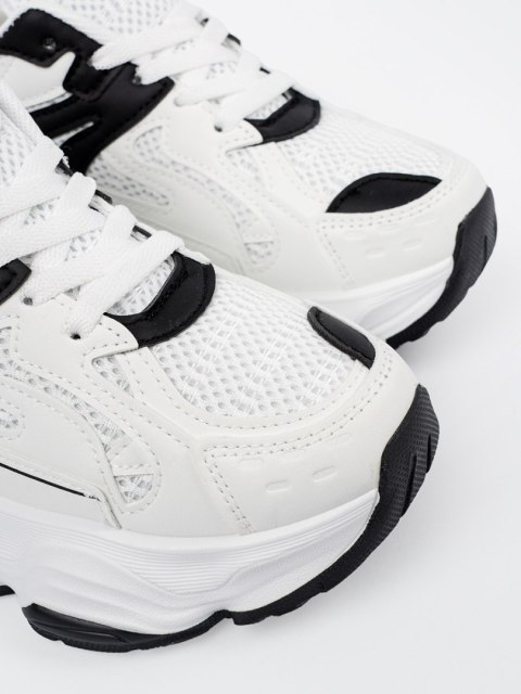 Sneakersy na grubej podeszwie białe - 41 Sneakersy na grubej podeszwie białe - 41