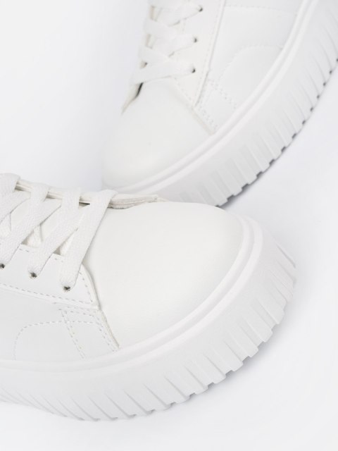 Białe sneakersy damskie - 39 Białe sneakersy damskie - 39