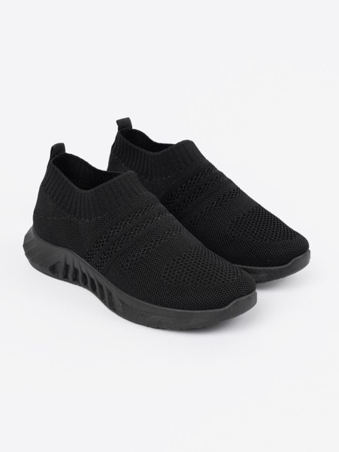Damskie wsuwane buty sportowe czarne - 37 Damskie wsuwane buty sportowe czarne - 37