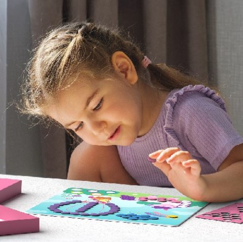 TREFL 62600 Skillmatics Zestaw kreatywny z magnesami Jednorożce i Księżniczki TREFL 62600 Skillmatics Zestaw kreatywny z magnesami Jednorożce i Księżniczki