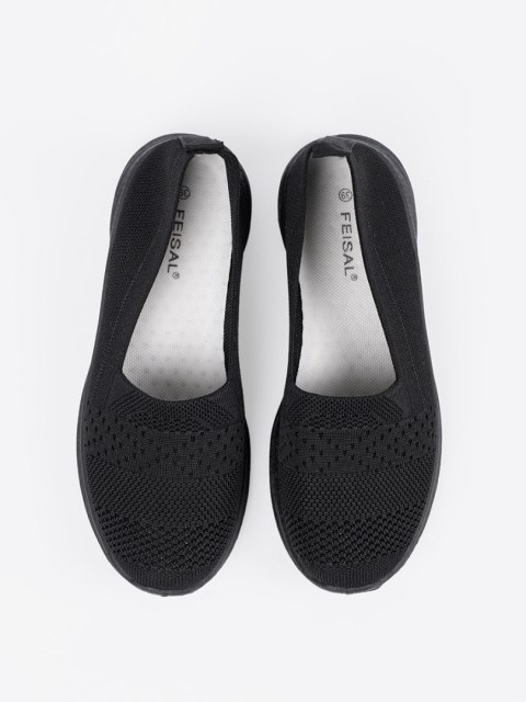 Wsuwane buty sportowe czarne - 40 Wsuwane buty sportowe czarne - 40