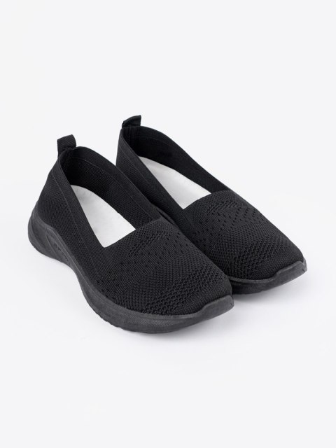 Wsuwane buty sportowe czarne - 41 Wsuwane buty sportowe czarne - 41