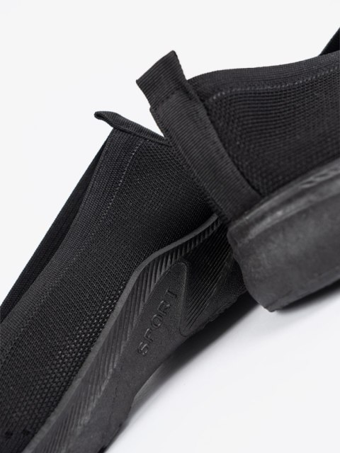 Wsuwane buty sportowe czarne - 42 Wsuwane buty sportowe czarne - 42
