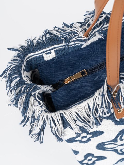 Plażowa torba z frędzlami na ramię - one size Plażowa torba z frędzlami na ramię - one size
