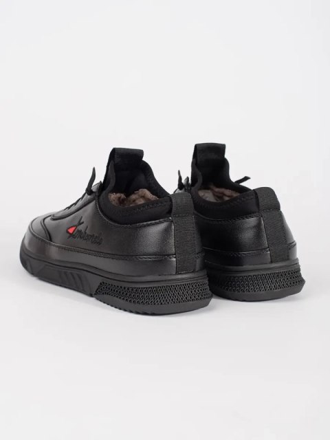 Czarne sportowe buty ocieplane - 43 Czarne sportowe buty ocieplane - 43