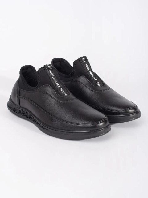 Wsuwane buty męskie z imitacji skóry - 41 Wsuwane buty męskie z imitacji skóry - 41