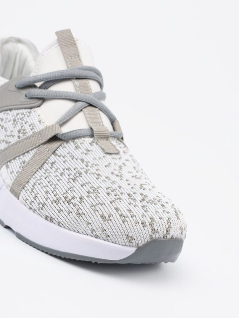 Buty sportowe biało-szare - 39 Buty sportowe biało-szare - 39