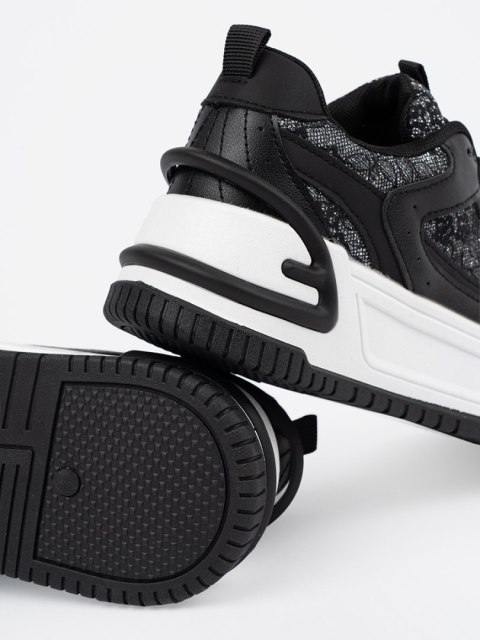 Sneakersy damskie z koronką czarno-białe - 40