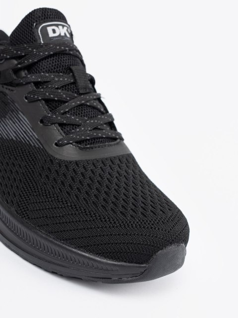 Czarne lekkie buty męskie sportowe - 45 Czarne lekkie buty męskie sportowe - 45