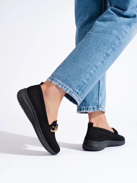 Damskie wygodne materiałowe slip on z łańcuszkiem czarne - 36 Damskie wygodne materiałowe slip on z łańcuszkiem czarne - 36