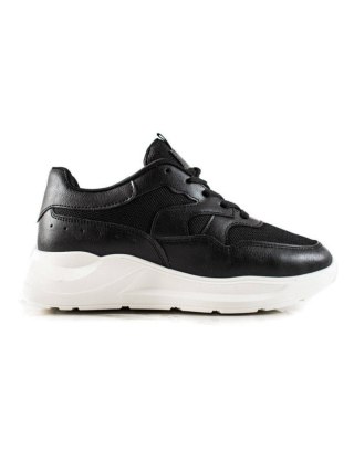 Klasyczne czarne sneakersy - 41