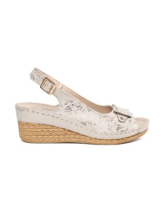 Beżowe sandały na niskiej koturnie espadryle - 36