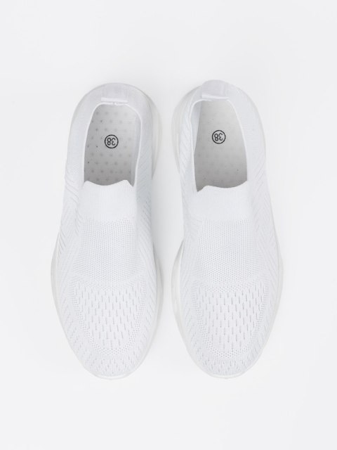 Białe buty sportowe slip-on - 41 Białe buty sportowe slip-on - 41