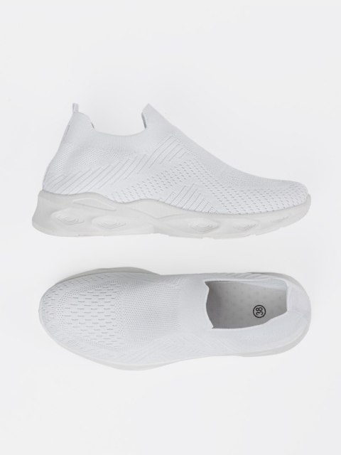 Białe buty sportowe slip-on - 41 Białe buty sportowe slip-on - 41