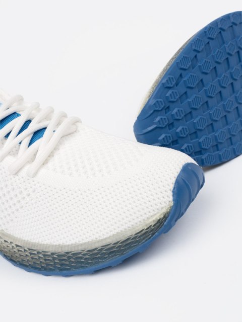 Białe buty sportowe z niebieską podeszwą - 37 Białe buty sportowe z niebieską podeszwą - 37