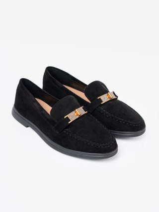 Czarne zamszowe mokasyny z elegancką złotą ozdobą - 39