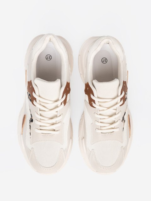 Beżowe sneakersy damskie na grubej podeszwie - 36 Beżowe sneakersy damskie na grubej podeszwie - 36