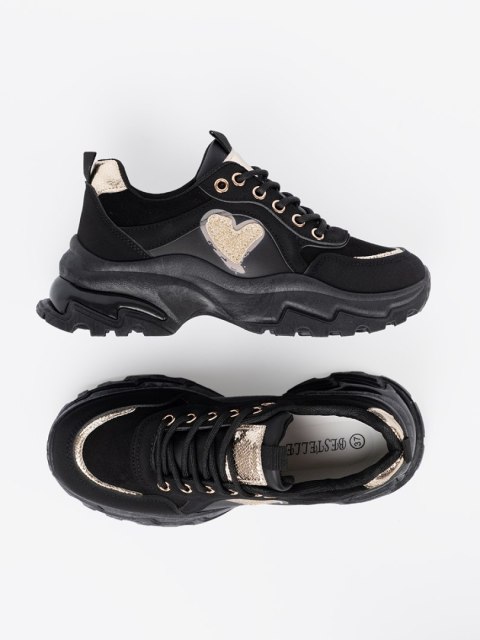 Czarne sneakersy z ozdobnym złotym sercem - 36