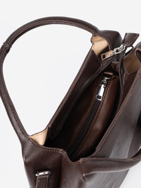 Elegancka brązowa torebka z kosmetyczką w środku - one size