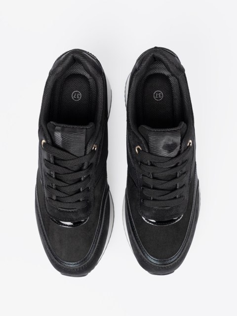 Nowoczesne czarne sneakersy z połyskującymi wstawkami - 36