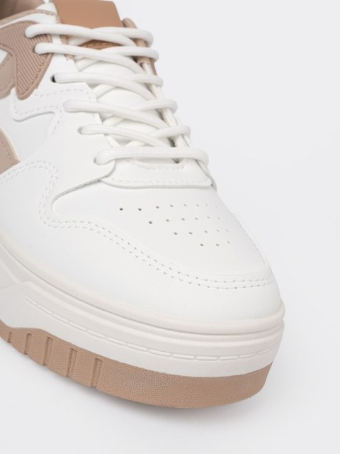 Biało beżowe sneakersy na platformie - 37