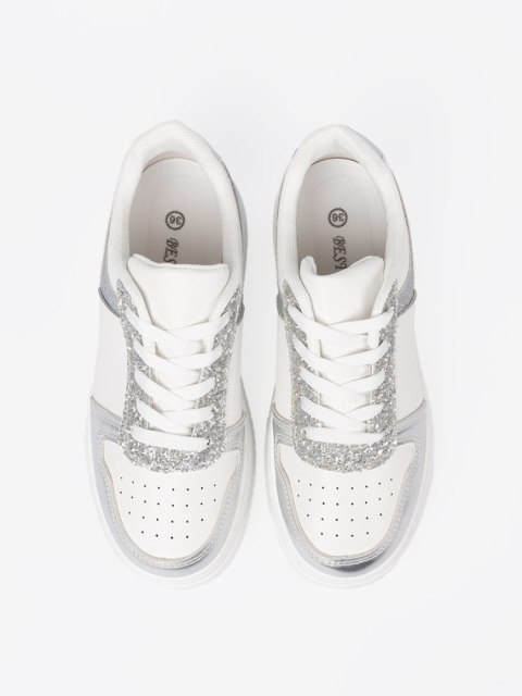 Biało srebrne sneakersy z połyskującymi detalami - 36
