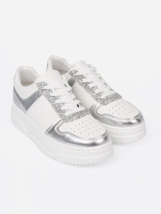 Biało srebrne sneakersy z połyskującymi detalami - 39