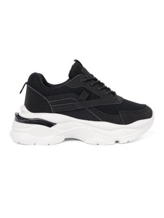 Czarne sportowe sneakersy na grubej białej podeszwie - 40