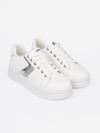 Białe sneakersy z metalicznym srebrnym akcentem - 39
