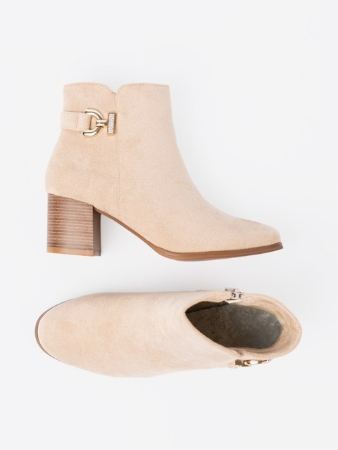 Eleganckie botki w kolorze jasnego beżu - 36