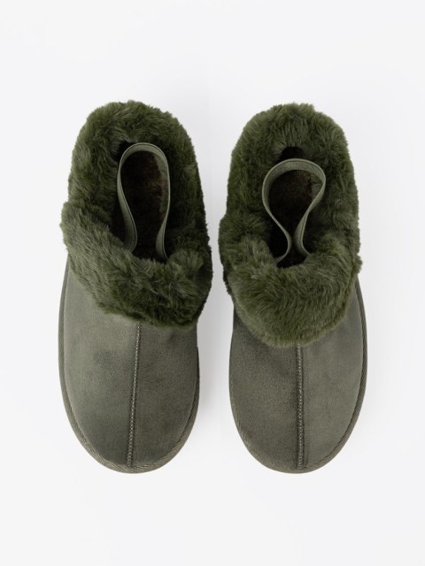 Ciemnozielone buty a'la śniegowce z futerkiem - 38