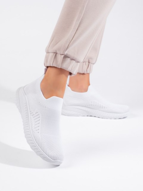 Wsuwane buty sportowe damskie białe - 40 Wsuwane buty sportowe damskie białe - 40