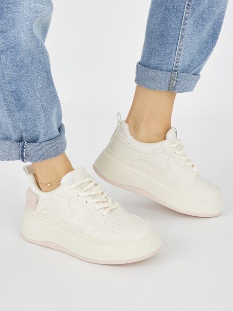 Damskie kremowe sneakersy na grubej podeszwie - 40 Damskie kremowe sneakersy na grubej podeszwie - 40