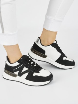 Czarne wygodne sneakersy damskie - 40