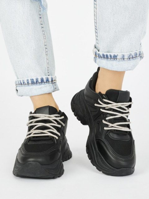 Damskie czarne sneakersy - 38