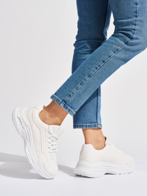 Białe damskie sneakersy - 36 Białe damskie sneakersy - 36