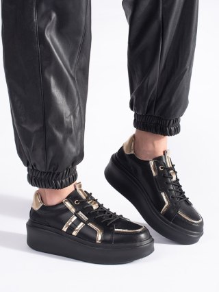 Skórzane czarne sneakersy na platformie - 41
