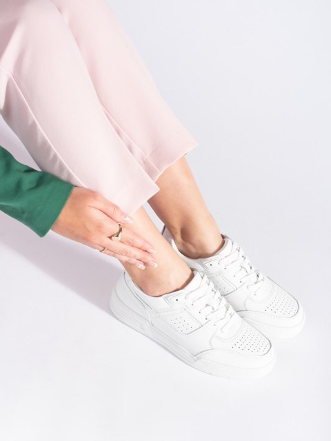 Białe sneakersy na platformie - 40 Białe sneakersy na platformie - 40